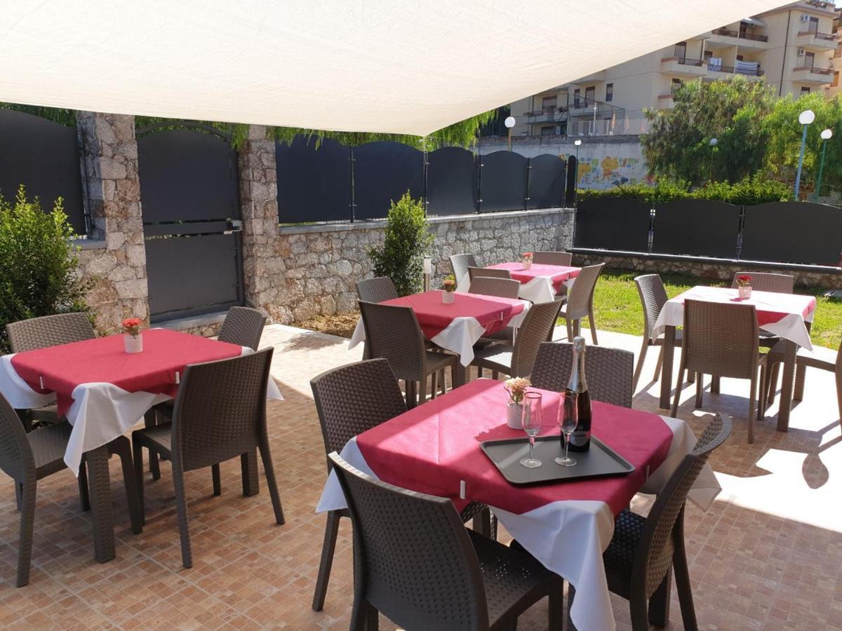 B&B Villa Chiara Bed And Breakfast Taormina Exterior photo